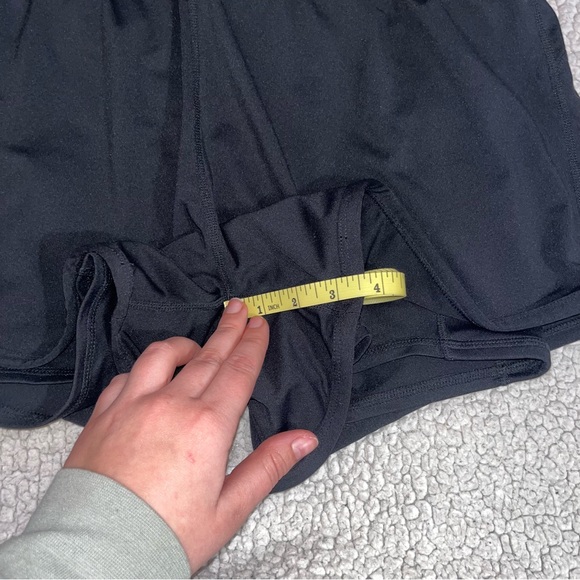 Fabletics shorts - Picture 7 of 8
